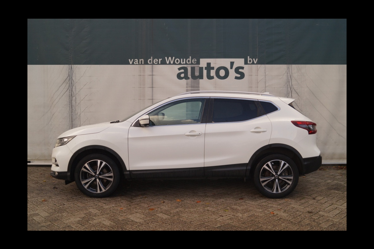 Nissan QASHQAI 1.3 DIG-T 140pk N-Connecta -PANO-ECC-CAM-TREKHAAK-
