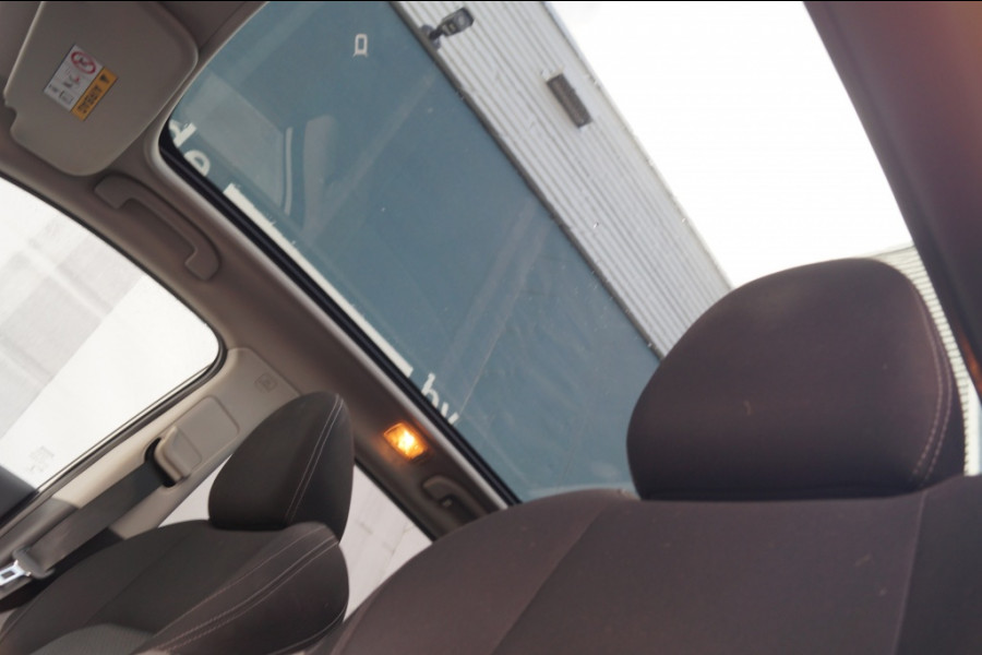 Nissan QASHQAI 1.3 DIG-T 140pk N-Connecta -PANO-ECC-CAM-TREKHAAK- Nissan QASHQAI 1.3 DIG-T 140pk N-Connecta -PANO-ECC-CAM-TREKHAAK-