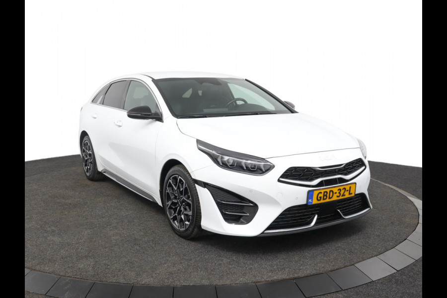 Kia ProCeed 1.5 T-GDi GT-Line Apple Carplay/Android Auto - Cruise Control - Dodehoekdetectie - Navigatie - Stuur/Stoelverwarming - Fabrieksgarantie tot 06-2031 Kia ProCeed 1.5 T-GDi GT-Line Apple Carplay/Android Auto - Cruise Control - Dodehoekdetectie - Navigatie - Stuur/Stoelverwarming - Fabrieksgarantie tot 06-2031