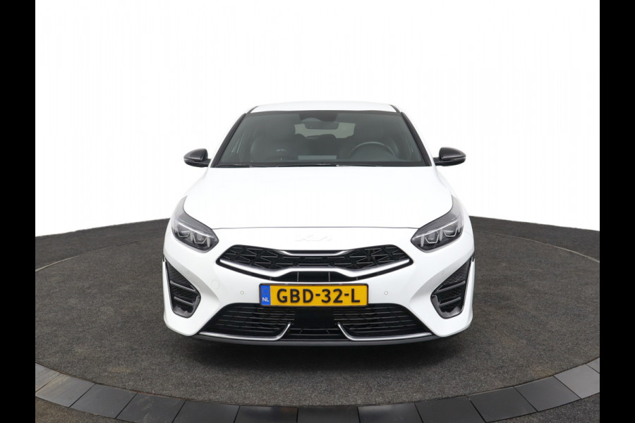 Kia ProCeed 1.5 T-GDi GT-Line Apple Carplay/Android Auto - Cruise Control - Dodehoekdetectie - Navigatie - Stuur/Stoelverwarming - Fabrieksgarantie tot 06-2031 Kia ProCeed 1.5 T-GDi GT-Line Apple Carplay/Android Auto - Cruise Control - Dodehoekdetectie - Navigatie - Stuur/Stoelverwarming - Fabrieksgarantie tot 06-2031