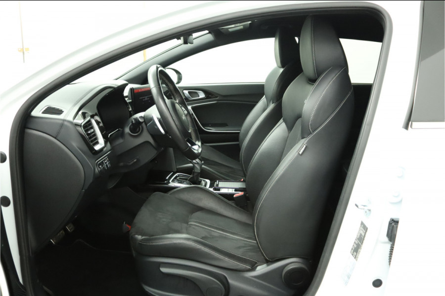 Kia ProCeed 1.5 T-GDi GT-Line Apple Carplay/Android Auto - Cruise Control - Dodehoekdetectie - Navigatie - Stuur/Stoelverwarming - Fabrieksgarantie tot 06-2031 Kia ProCeed 1.5 T-GDi GT-Line Apple Carplay/Android Auto - Cruise Control - Dodehoekdetectie - Navigatie - Stuur/Stoelverwarming - Fabrieksgarantie tot 06-2031