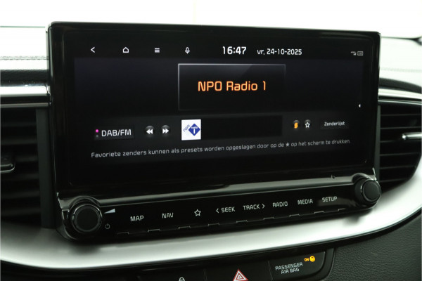 Kia ProCeed 1.5 T-GDi GT-Line Apple Carplay/Android Auto - Cruise Control - Dodehoekdetectie - Navigatie - Stuur/Stoelverwarming - Fabrieksgarantie tot 06-2031 Kia ProCeed 1.5 T-GDi GT-Line Apple Carplay/Android Auto - Cruise Control - Dodehoekdetectie - Navigatie - Stuur/Stoelverwarming - Fabrieksgarantie tot 06-2031