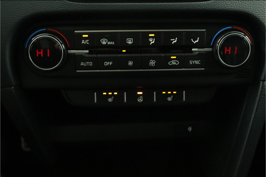 Kia ProCeed 1.5 T-GDi GT-Line Apple Carplay/Android Auto - Cruise Control - Dodehoekdetectie - Navigatie - Stuur/Stoelverwarming - Fabrieksgarantie tot 06-2031 Kia ProCeed 1.5 T-GDi GT-Line Apple Carplay/Android Auto - Cruise Control - Dodehoekdetectie - Navigatie - Stuur/Stoelverwarming - Fabrieksgarantie tot 06-2031