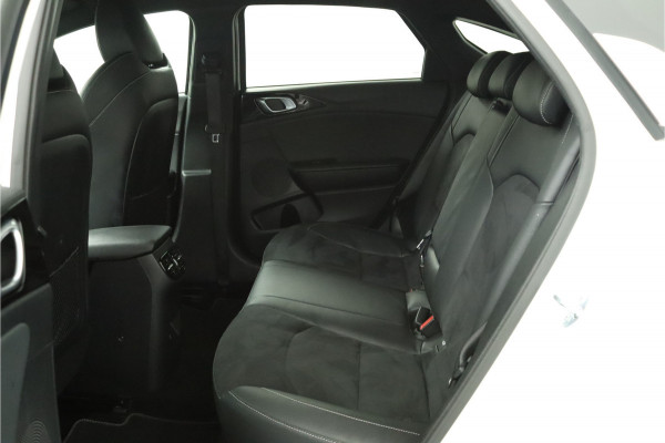 Kia ProCeed 1.5 T-GDi GT-Line Apple Carplay/Android Auto - Cruise Control - Dodehoekdetectie - Navigatie - Stuur/Stoelverwarming - Fabrieksgarantie tot 06-2031 Kia ProCeed 1.5 T-GDi GT-Line Apple Carplay/Android Auto - Cruise Control - Dodehoekdetectie - Navigatie - Stuur/Stoelverwarming - Fabrieksgarantie tot 06-2031