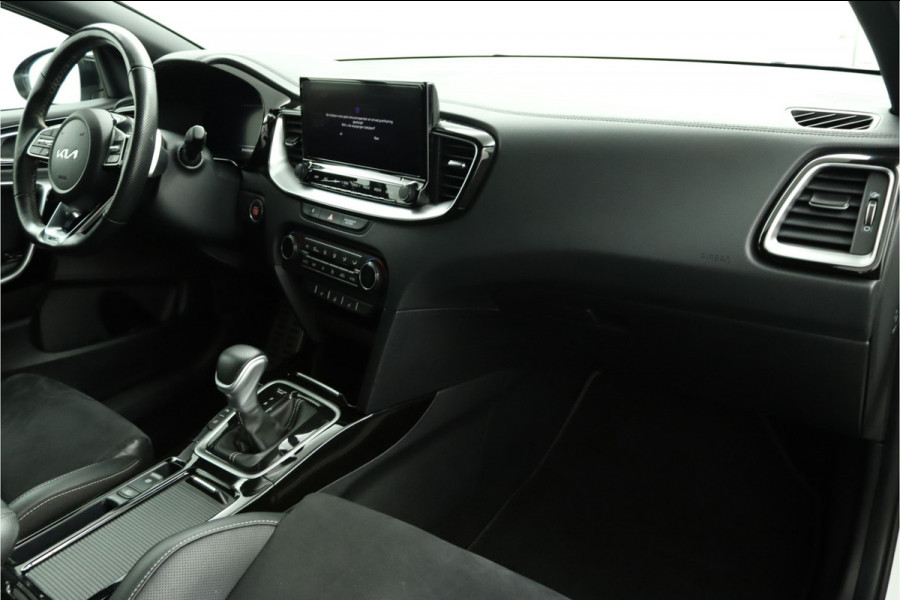 Kia ProCeed 1.5 T-GDi GT-Line Apple Carplay/Android Auto - Cruise Control - Dodehoekdetectie - Navigatie - Stuur/Stoelverwarming - Fabrieksgarantie tot 06-2031 Kia ProCeed 1.5 T-GDi GT-Line Apple Carplay/Android Auto - Cruise Control - Dodehoekdetectie - Navigatie - Stuur/Stoelverwarming - Fabrieksgarantie tot 06-2031