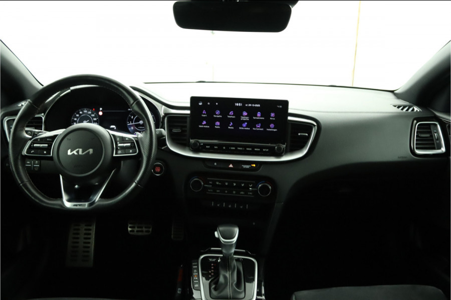 Kia ProCeed 1.5 T-GDi GT-Line Apple Carplay/Android Auto - Cruise Control - Dodehoekdetectie - Navigatie - Stuur/Stoelverwarming - Fabrieksgarantie tot 06-2031 Kia ProCeed 1.5 T-GDi GT-Line Apple Carplay/Android Auto - Cruise Control - Dodehoekdetectie - Navigatie - Stuur/Stoelverwarming - Fabrieksgarantie tot 06-2031