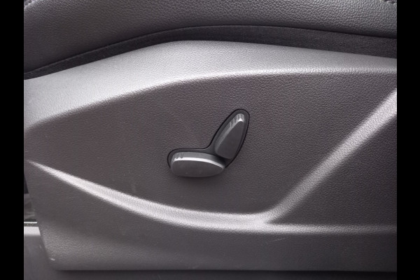 Ford C-MAX 1.5 EcoBoost 150-pk Titanium Automaat 1500 kg geremd aanhangwagen gewicht Ford C-MAX 1.5 EcoBoost 150-pk Titanium Automaat 1500 kg geremd aanhangwagen gewicht