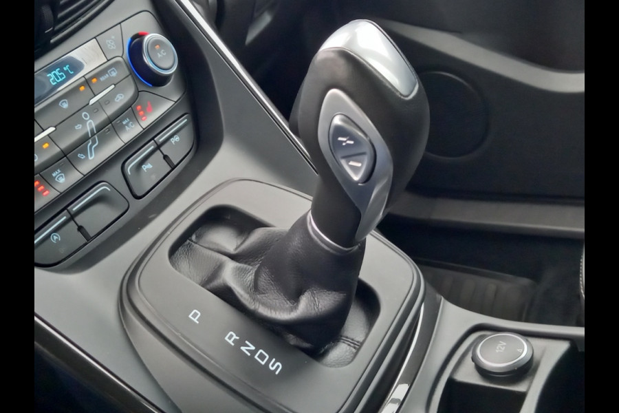 Ford C-MAX 1.5 EcoBoost 150-pk Titanium Automaat 1500 kg geremd aanhangwagen gewicht Ford C-MAX 1.5 EcoBoost 150-pk Titanium Automaat 1500 kg geremd aanhangwagen gewicht