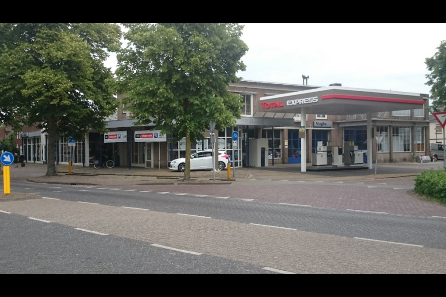 Ford C-MAX 1.5 EcoBoost 150-pk Titanium Automaat 1500 kg geremd aanhangwagen gewicht Ford C-MAX 1.5 EcoBoost 150-pk Titanium Automaat 1500 kg geremd aanhangwagen gewicht