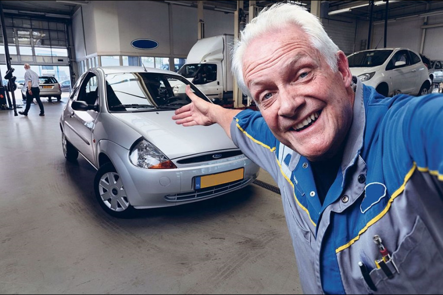 Ford C-MAX 1.5 EcoBoost 150-pk Titanium Automaat 1500 kg geremd aanhangwagen gewicht Ford C-MAX 1.5 EcoBoost 150-pk Titanium Automaat 1500 kg geremd aanhangwagen gewicht