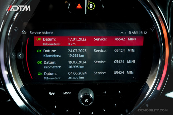 MINI Countryman 1.5 Cooper Northwood | Panoramadak | Head-up Display | Leder MINI Countryman 1.5 Cooper Northwood | Panoramadak | Head-up Display | Leder