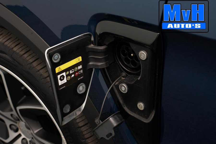 Lynk & Co 01 1.5 Hybride|FULL BLACK|ZWARTE.HEMEL|360ºCAM|NAP Lynk & Co 01 1.5 Hybride|FULL BLACK|ZWARTE.HEMEL|360ºCAM|NAP