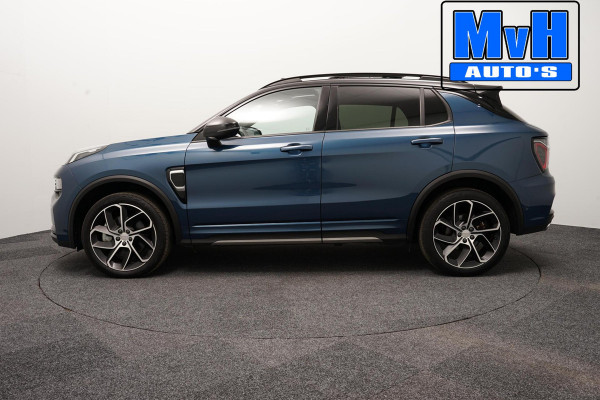 Lynk & Co 01 1.5 Hybride|TREKHAAK|FULL BLACK|ZWARTE.HEMEL|NAP