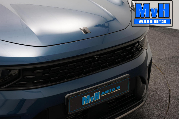 Lynk & Co 01 1.5 Hybride|TREKHAAK|FULL BLACK|ZWARTE.HEMEL|NAP