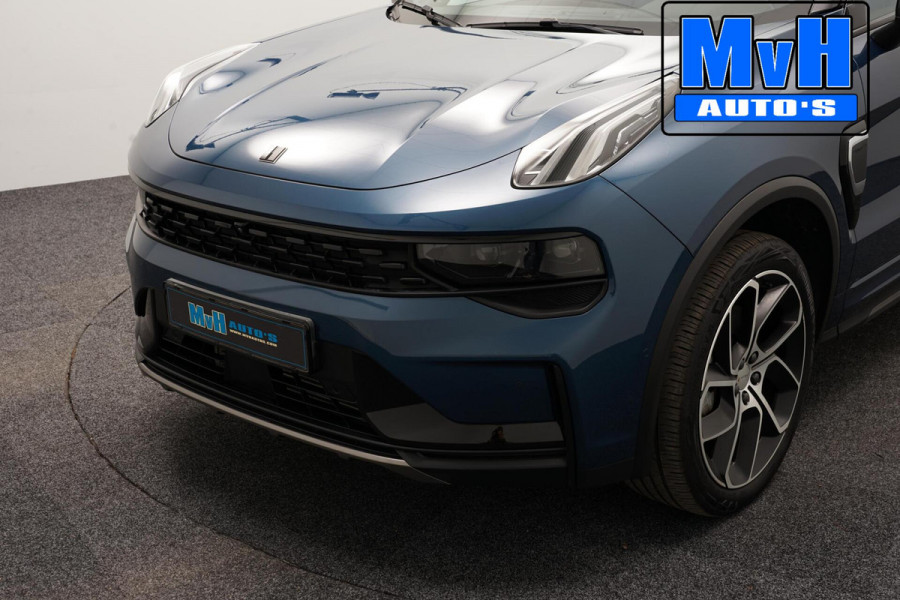 Lynk & Co 01 1.5 Hybride|TREKHAAK|FULL BLACK|ZWARTE.HEMEL|NAP