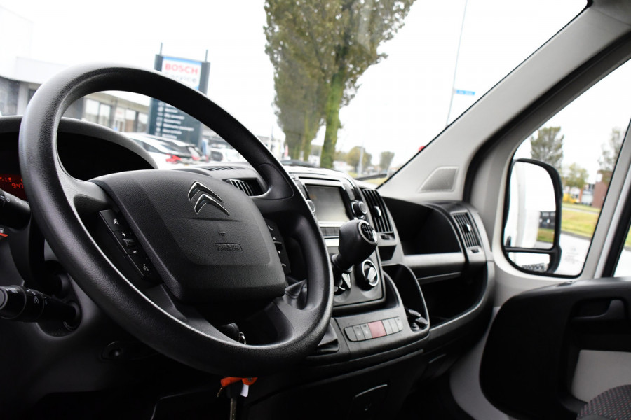 Citroën Jumper 35 2.0 BlueHDi L4 Bakwagen Cruise, NAVI, 165PK, Laadklep, Airco, Uniek! Citroën Jumper 35 2.0 BlueHDi L4 Bakwagen Cruise, NAVI, 165PK, Laadklep, Airco, Uniek!