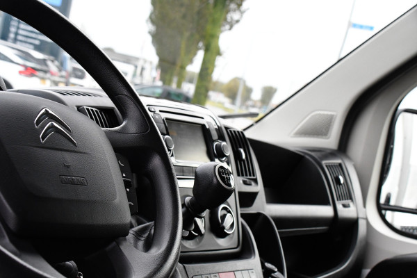 Citroën Jumper 35 2.0 BlueHDi L4 Bakwagen Cruise, NAVI, 165PK, Laadklep, Airco, Uniek! Citroën Jumper 35 2.0 BlueHDi L4 Bakwagen Cruise, NAVI, 165PK, Laadklep, Airco, Uniek!