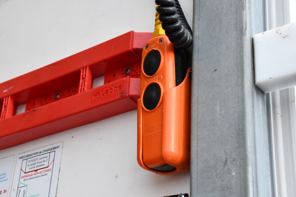 Citroën Jumper 35 2.0 BlueHDi L4 Bakwagen Cruise, NAVI, 165PK, Laadklep, Airco, Uniek! Citroën Jumper 35 2.0 BlueHDi L4 Bakwagen Cruise, NAVI, 165PK, Laadklep, Airco, Uniek!