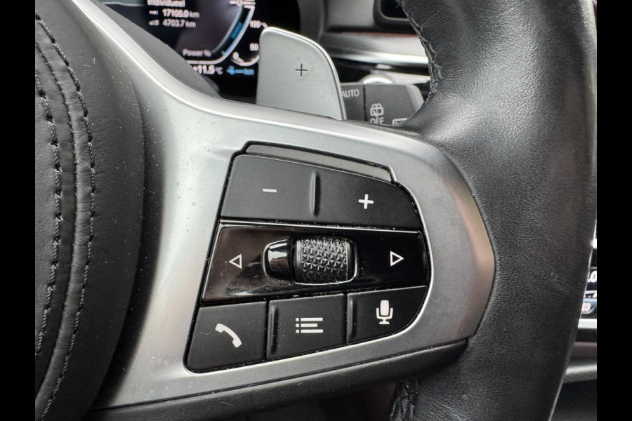 BMW 5 Serie Touring 530e M-Sport | 360*  Camera | Navigatie | Head-Up Display | 20 Inch Lichtmetalen Velgen | Elektrische Trekhaak | BMW 5 Serie Touring 530e M-Sport | 360*  Camera | Navigatie | Head-Up Display | 20 Inch Lichtmetalen Velgen | Elektrische Trekhaak |