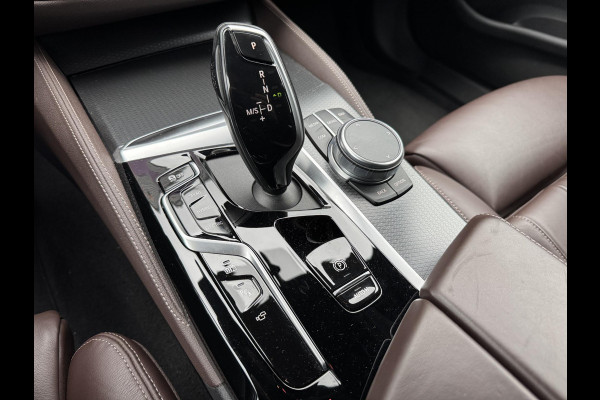 BMW 5 Serie Touring 530e M-Sport | 360*  Camera | Navigatie | Head-Up Display | 20 Inch Lichtmetalen Velgen | Elektrische Trekhaak | BMW 5 Serie Touring 530e M-Sport | 360*  Camera | Navigatie | Head-Up Display | 20 Inch Lichtmetalen Velgen | Elektrische Trekhaak |