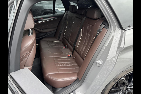 BMW 5 Serie Touring 530e M-Sport | 360*  Camera | Navigatie | Head-Up Display | 20 Inch Lichtmetalen Velgen | Elektrische Trekhaak | BMW 5 Serie Touring 530e M-Sport | 360*  Camera | Navigatie | Head-Up Display | 20 Inch Lichtmetalen Velgen | Elektrische Trekhaak |