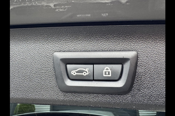 BMW 5 Serie Touring 530e M-Sport | 360*  Camera | Navigatie | Head-Up Display | 20 Inch Lichtmetalen Velgen | Elektrische Trekhaak | BMW 5 Serie Touring 530e M-Sport | 360*  Camera | Navigatie | Head-Up Display | 20 Inch Lichtmetalen Velgen | Elektrische Trekhaak |