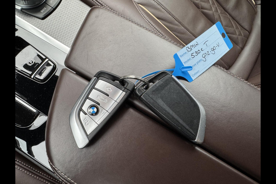 BMW 5 Serie Touring 530e M-Sport | 360*  Camera | Navigatie | Head-Up Display | 20 Inch Lichtmetalen Velgen | Elektrische Trekhaak | BMW 5 Serie Touring 530e M-Sport | 360*  Camera | Navigatie | Head-Up Display | 20 Inch Lichtmetalen Velgen | Elektrische Trekhaak |