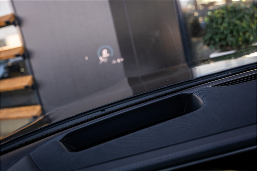 Mercedes-Benz GLS AMG GLS63 4MATIC - Panorama | Burmester | Luchtvering | Elek. Trekhaak | Massage