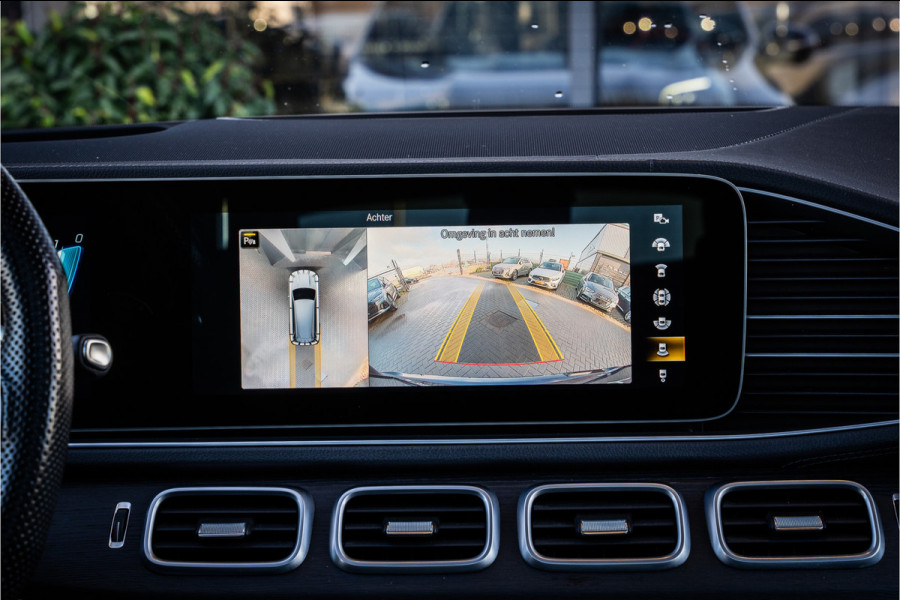 Mercedes-Benz GLS AMG GLS63 4MATIC - Panorama | Burmester | Luchtvering | Elek. Trekhaak | Massage