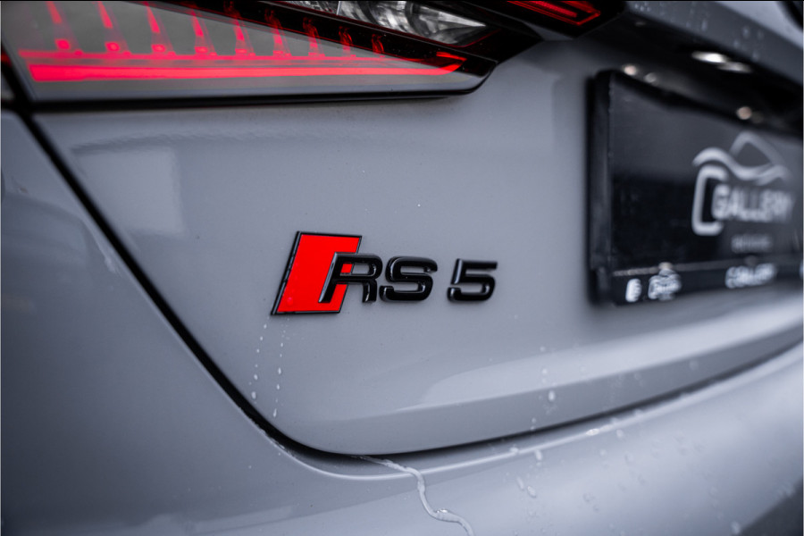 Audi RS5 Coupé 2.9 TFSI quattro - NL auto! l Panorama l Massage l 360cam