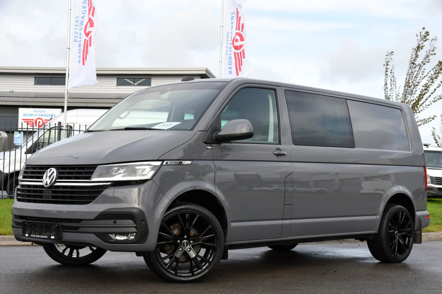 Volkswagen Transporter 2.0 TDI L2H1 32 DC Bulli Virtual, Adaptieve Cruise, Carplay, LED, 150pk, Automaat, Trekhaak, Sensoren, Uniek!