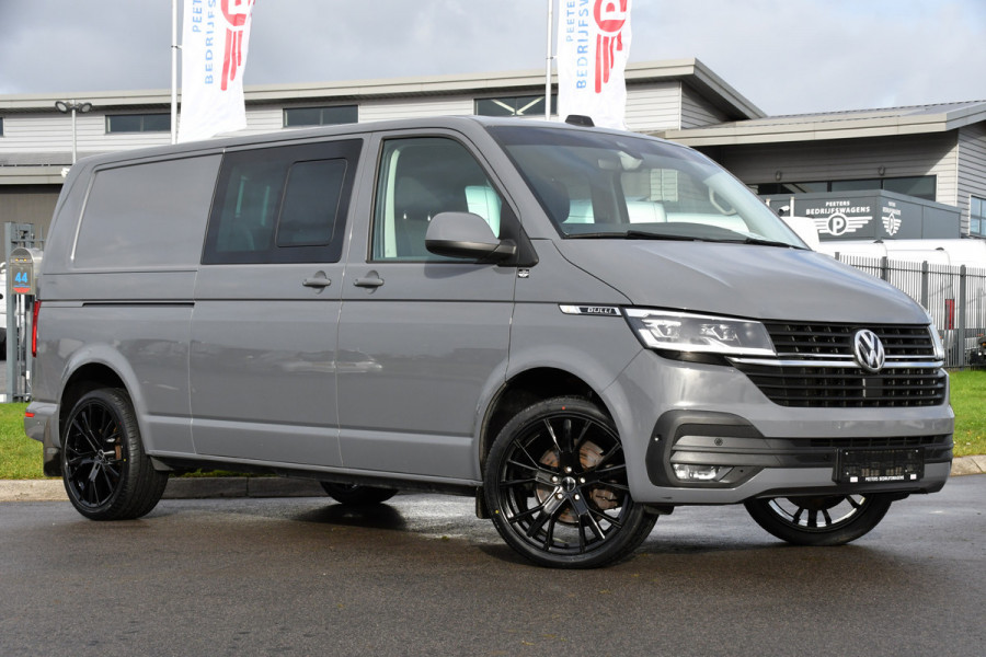 Volkswagen Transporter 2.0 TDI L2H1 32 DC Bulli Virtual, Adaptieve Cruise, Carplay, LED, 150pk, Automaat, Trekhaak, Sensoren, Uniek!