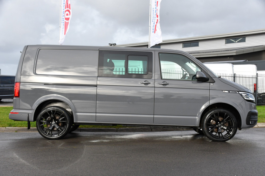 Volkswagen Transporter 2.0 TDI L2H1 32 DC Bulli Virtual, Adaptieve Cruise, Carplay, LED, 150pk, Automaat, Trekhaak, Sensoren, Uniek!