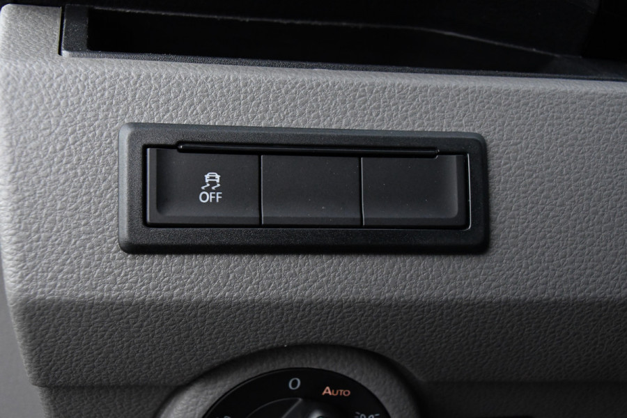 Volkswagen Transporter 2.0 TDI L2H1 32 DC Bulli Virtual, Adaptieve Cruise, Carplay, LED, 150pk, Automaat, Trekhaak, Sensoren, Uniek!