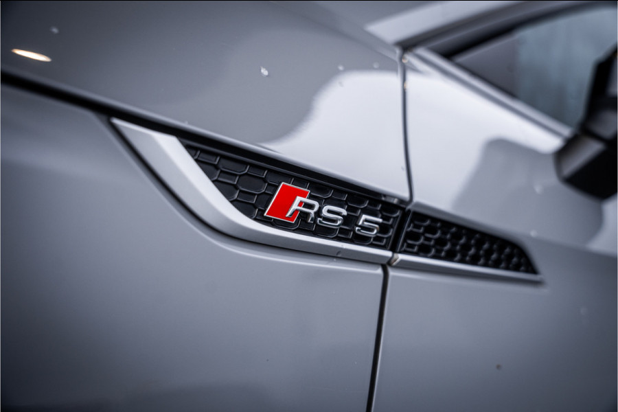 Audi RS5 Coupé 2.9 TFSI quattro - NL auto! l Panorama l Massage l 360cam