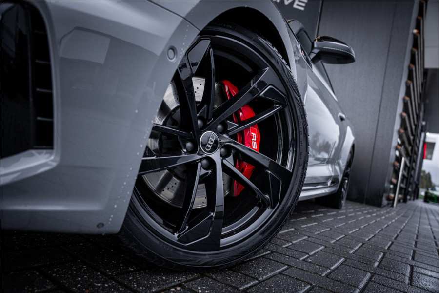 Audi RS5 Coupé 2.9 TFSI quattro - NL auto! l Panorama l Massage l 360cam