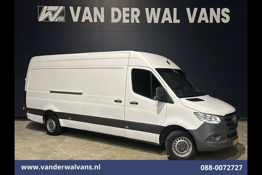 Mercedes-Benz Sprinter 315 CDI 150pk L3H2 Euro6 Airco | Camera | Navigatie | Chauffeursstoel 270 Graden achterdeuren, Cruisecontrol, Stoelverwarming, Parkeersensoren, Bijrijdersbank Mercedes-Benz Sprinter 315 CDI 150pk L3H2 Euro6 Airco | Camera | Navigatie | Chauffeursstoel 270 Graden achterdeuren, Cruisecontrol, Stoelverwarming, Parkeersensoren, Bijrijdersbank