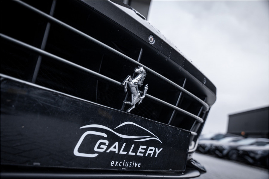 Ferrari GTC4 Lusso T 3.9 V8 - Nero Daytona | Passenger Display | Lift | Stoelkoeling | Memory Ferrari GTC4 Lusso T 3.9 V8 - Nero Daytona | Passenger Display | Lift | Stoelkoeling | Memory