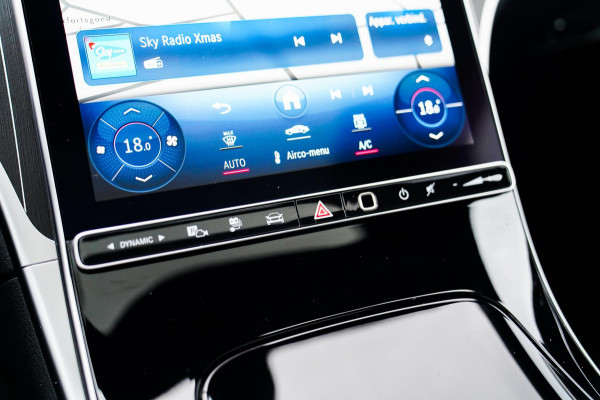 Mercedes-Benz C-Klasse Estate 300 e AMG Line | Pano | Burmester | Uitklapbare trekhaak Mercedes-Benz C-Klasse Estate 300 e AMG Line | Pano | Burmester | Uitklapbare trekhaak