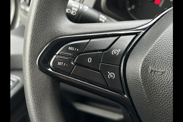 Renault Trafic 2.0 dCi / L2H1 / DUBBEL CABINE / 6-PERSOONS DUBBELE CABINE / AIRCO / CRUISE / NAVI / BLUETOOTH / 3-ZITS / PDC Renault Trafic 2.0 dCi / L2H1 / DUBBEL CABINE / 6-PERSOONS DUBBELE CABINE / AIRCO / CRUISE / NAVI / BLUETOOTH / 3-ZITS / PDC