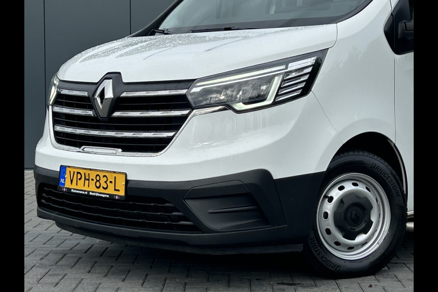 Renault Trafic 2.0 dCi / L2H1 / DUBBEL CABINE / 6-PERSOONS DUBBELE CABINE / AIRCO / CRUISE / NAVI / BLUETOOTH / 3-ZITS / PDC Renault Trafic 2.0 dCi / L2H1 / DUBBEL CABINE / 6-PERSOONS DUBBELE CABINE / AIRCO / CRUISE / NAVI / BLUETOOTH / 3-ZITS / PDC