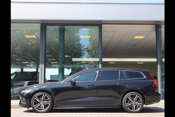 Volvo V60 2.0 B3 Momentum / Bodykit / Sportstoelen Volvo V60 2.0 B3 Momentum / Bodykit / Sportstoelen