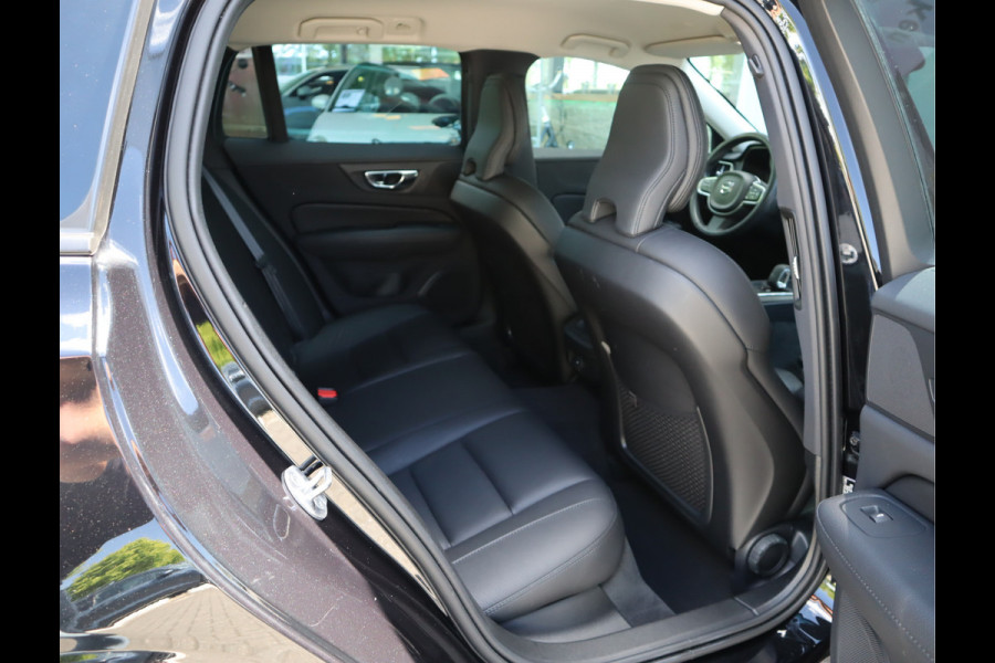 Volvo V60 2.0 B3 Momentum / Bodykit / Sportstoelen Volvo V60 2.0 B3 Momentum / Bodykit / Sportstoelen