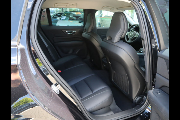 Volvo V60 2.0 B3 Momentum / Bodykit / Sportstoelen Volvo V60 2.0 B3 Momentum / Bodykit / Sportstoelen