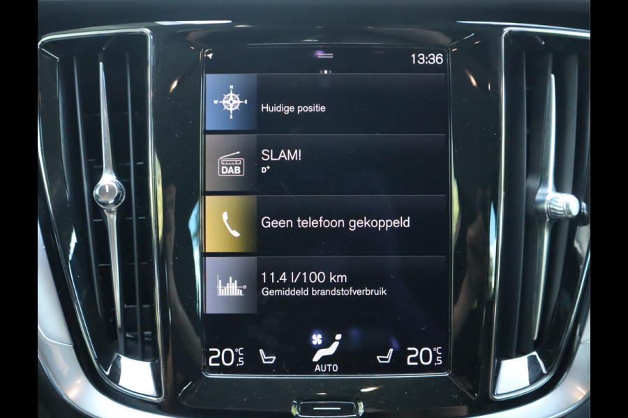 Volvo V60 2.0 B3 Momentum / Bodykit / Sportstoelen Volvo V60 2.0 B3 Momentum / Bodykit / Sportstoelen