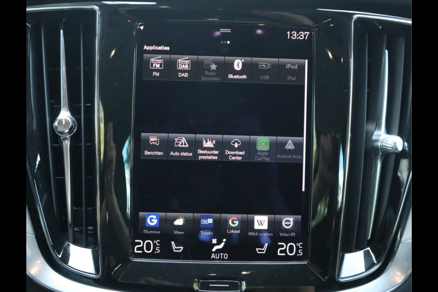 Volvo V60 2.0 B3 Momentum / Bodykit / Sportstoelen Volvo V60 2.0 B3 Momentum / Bodykit / Sportstoelen