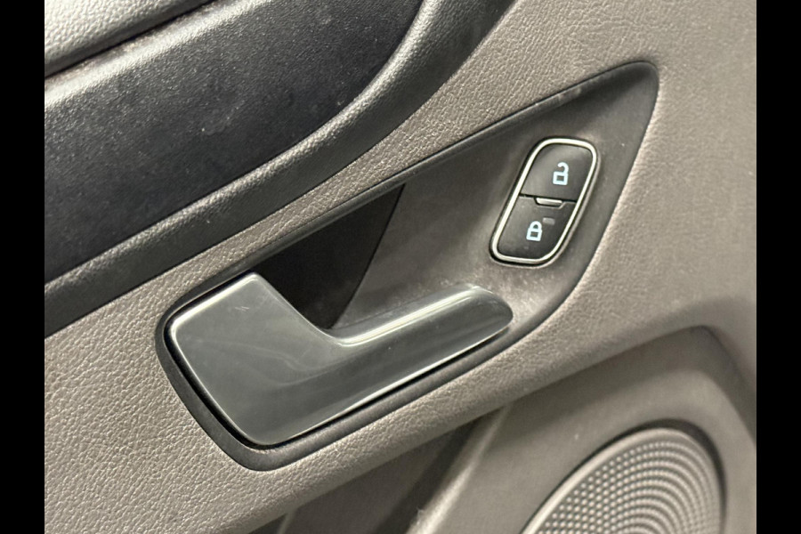 Ford Transit Custom 280 2.0 TDCI L1H1 Trend Airco Bluetooth Navi 3zits Trekhaak PDC