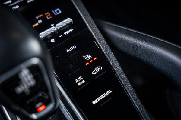 Porsche Cayenne Coupé 3.0 E-Hybrid - Sport Chrono l Panorama l 360c l Memory l Coupe Porsche Cayenne Coupé 3.0 E-Hybrid - Sport Chrono l Panorama l 360c l Memory l Coupe