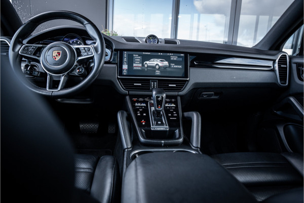 Porsche Cayenne Coupé 3.0 E-Hybrid - Sport Chrono l Panorama l 360c l Memory l Coupe Porsche Cayenne Coupé 3.0 E-Hybrid - Sport Chrono l Panorama l 360c l Memory l Coupe