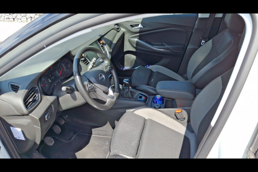 Opel Grandland X 1.2 Turbo Innovation | 2E EIGENAAR| 12 MND GARANTIE | NAVI | CAMERA | TREKHAAK | Opel Grandland X 1.2 Turbo Innovation | 2E EIGENAAR| 12 MND GARANTIE | NAVI | CAMERA | TREKHAAK |
